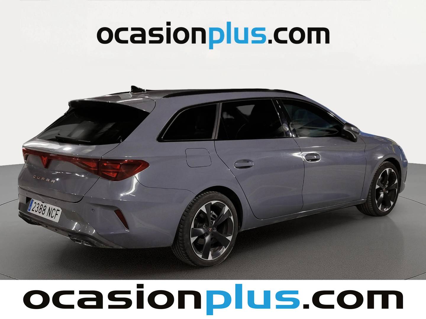 Foto trasera Cupra León Cupra Leon Sportstourer 1.5 TSI (150 CV) derecha