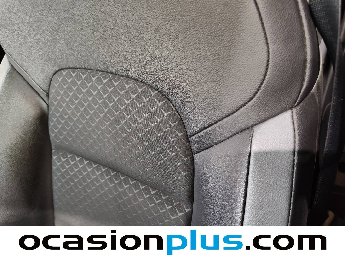 Extras y acabados del Nissan JUKE Nissan Juke Hybrid N-Design Black Auto (143 CV)