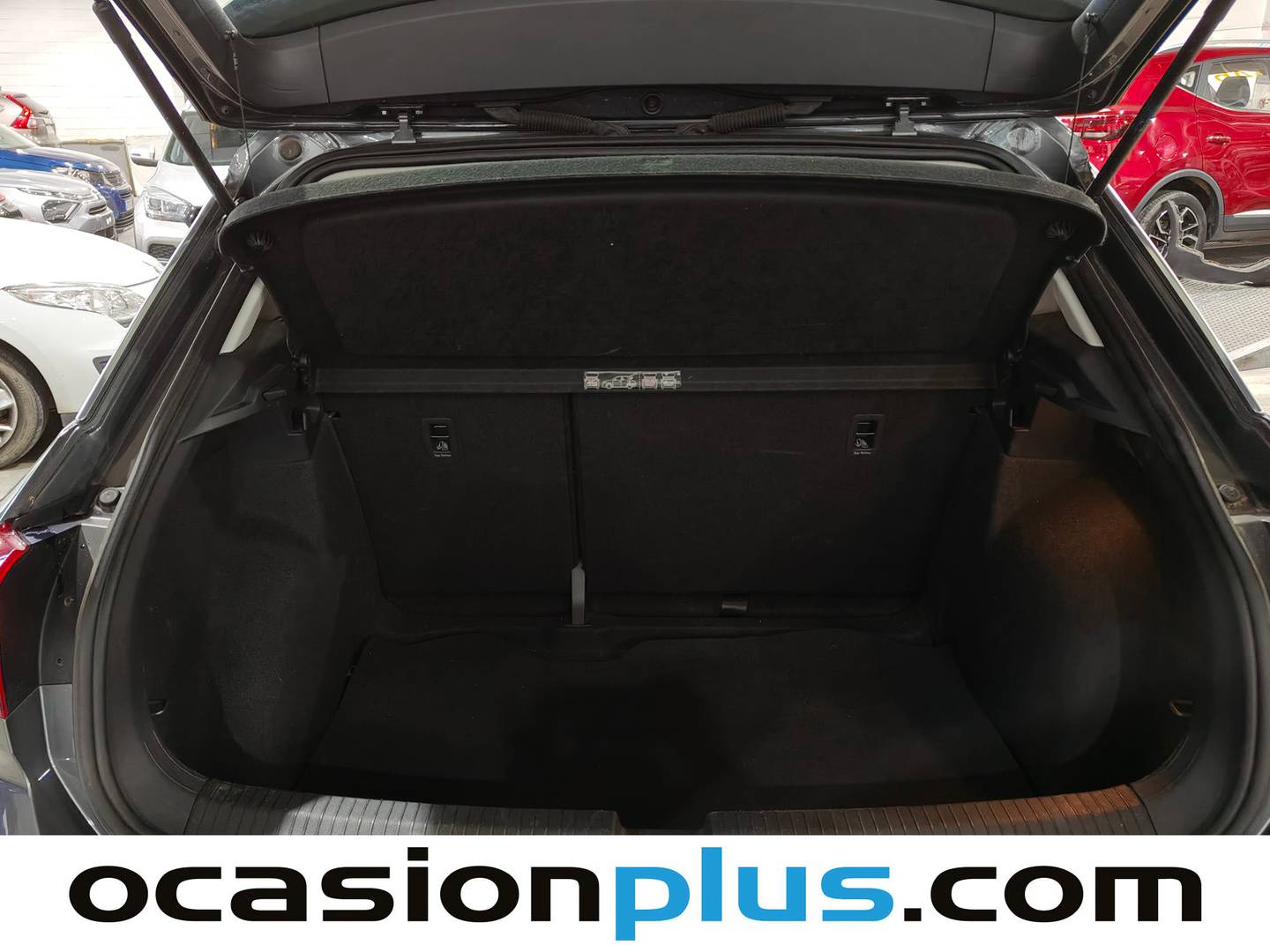 Fotos maletero Volkswagen T-Roc Volkswagen T-Roc Edition 2.0 TDI (115 CV)