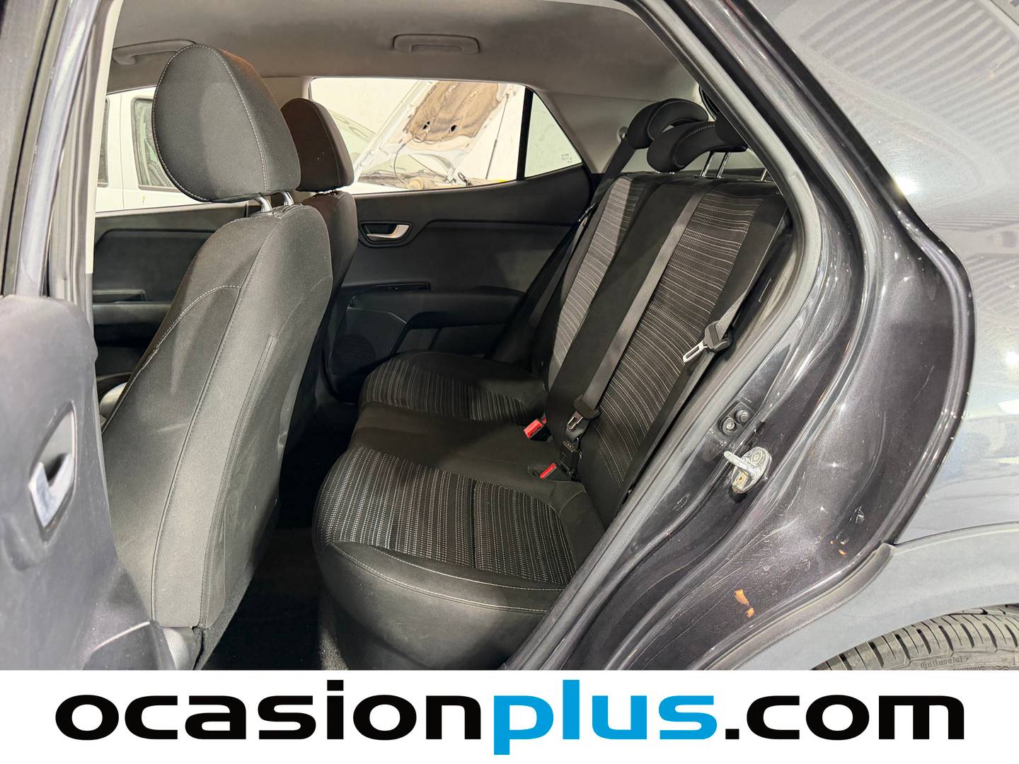 Foto asientos traseros KIA Stonic KIA Stonic 1.0 T-GDi Drive (100 CV)