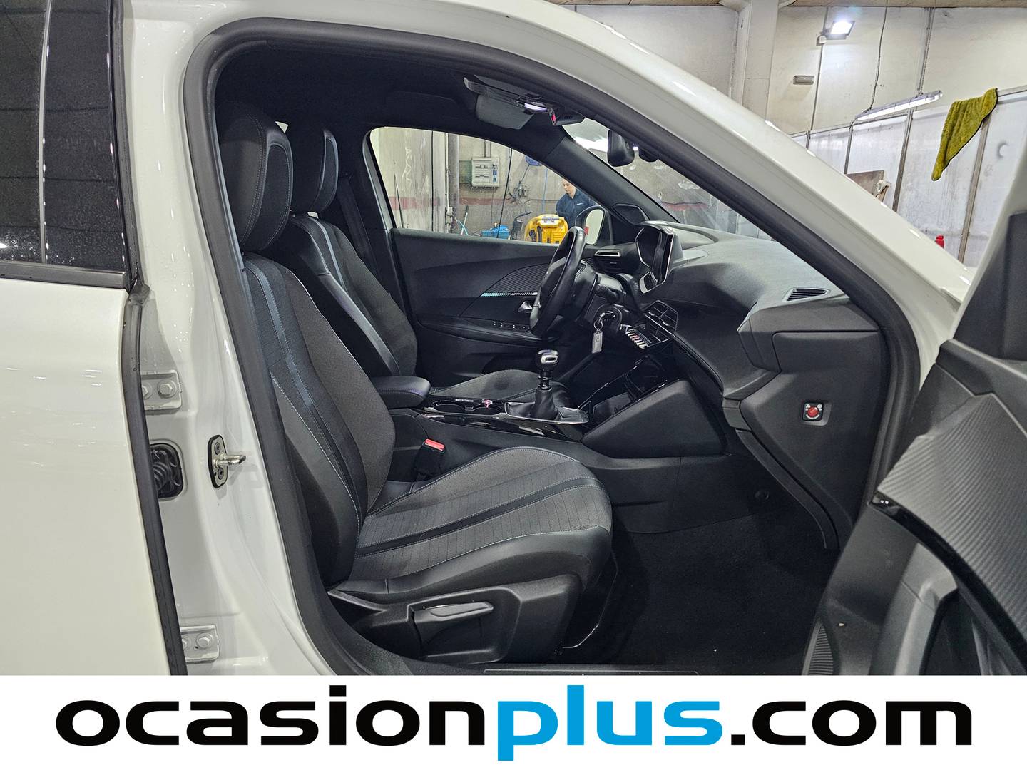 Foto Peugeot 2008 Peugeot 2008 PureTech 100 S&S Allure (100 CV)