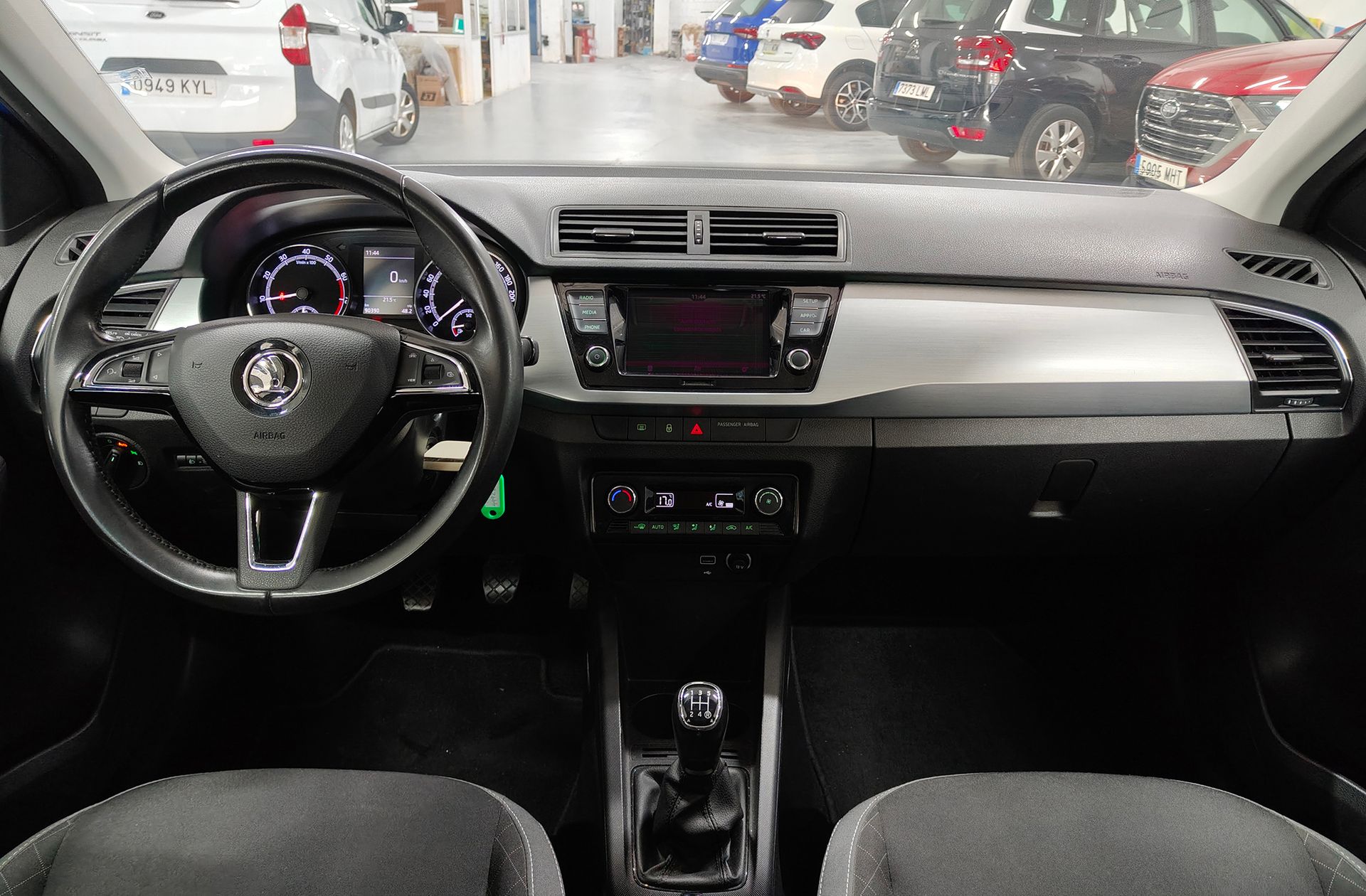 Škoda Fabia 1.0 MPI Like - foto 8