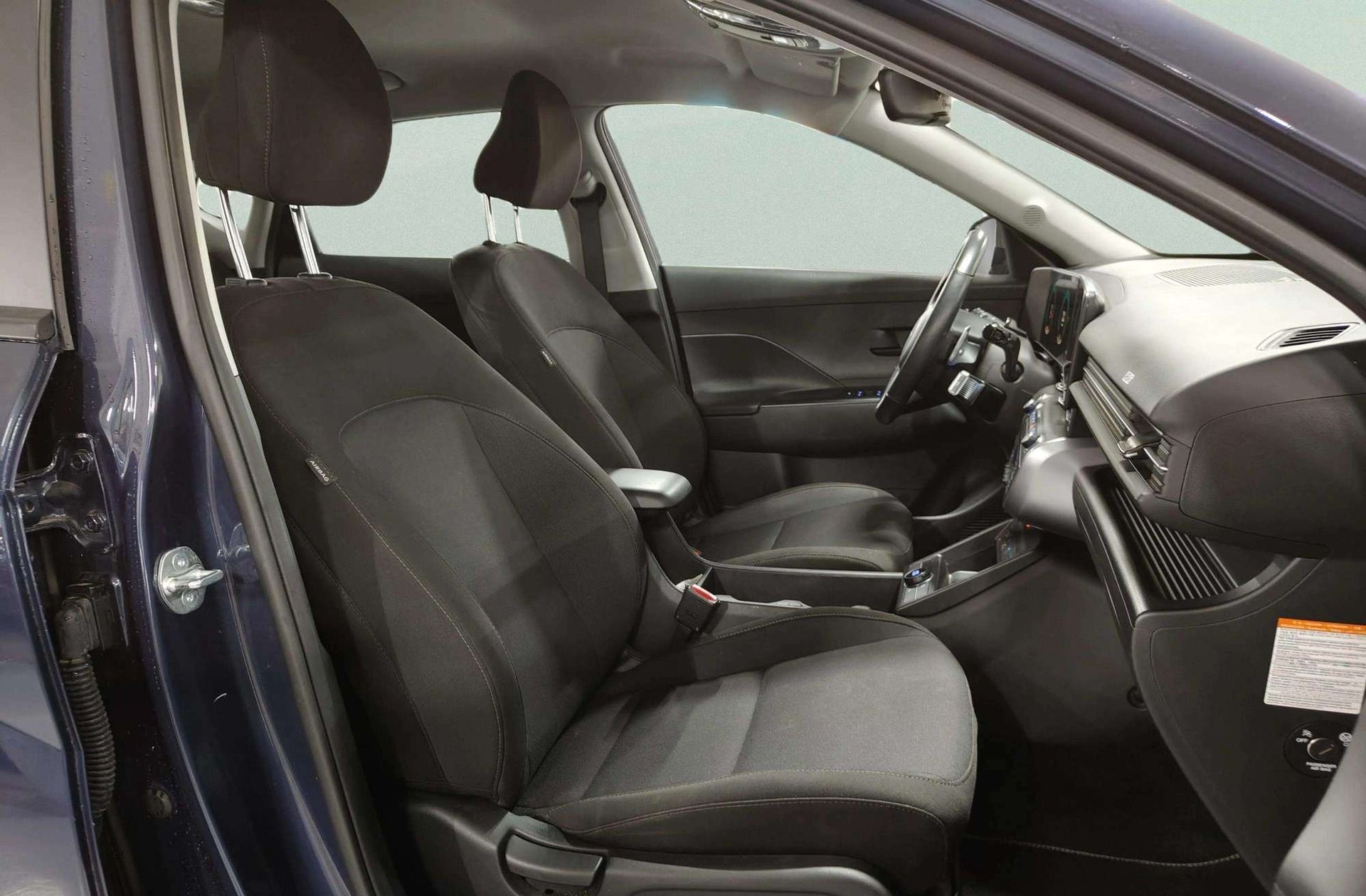 Hyundai Kona 1.6 GDI HEV Maxx DT - foto 21