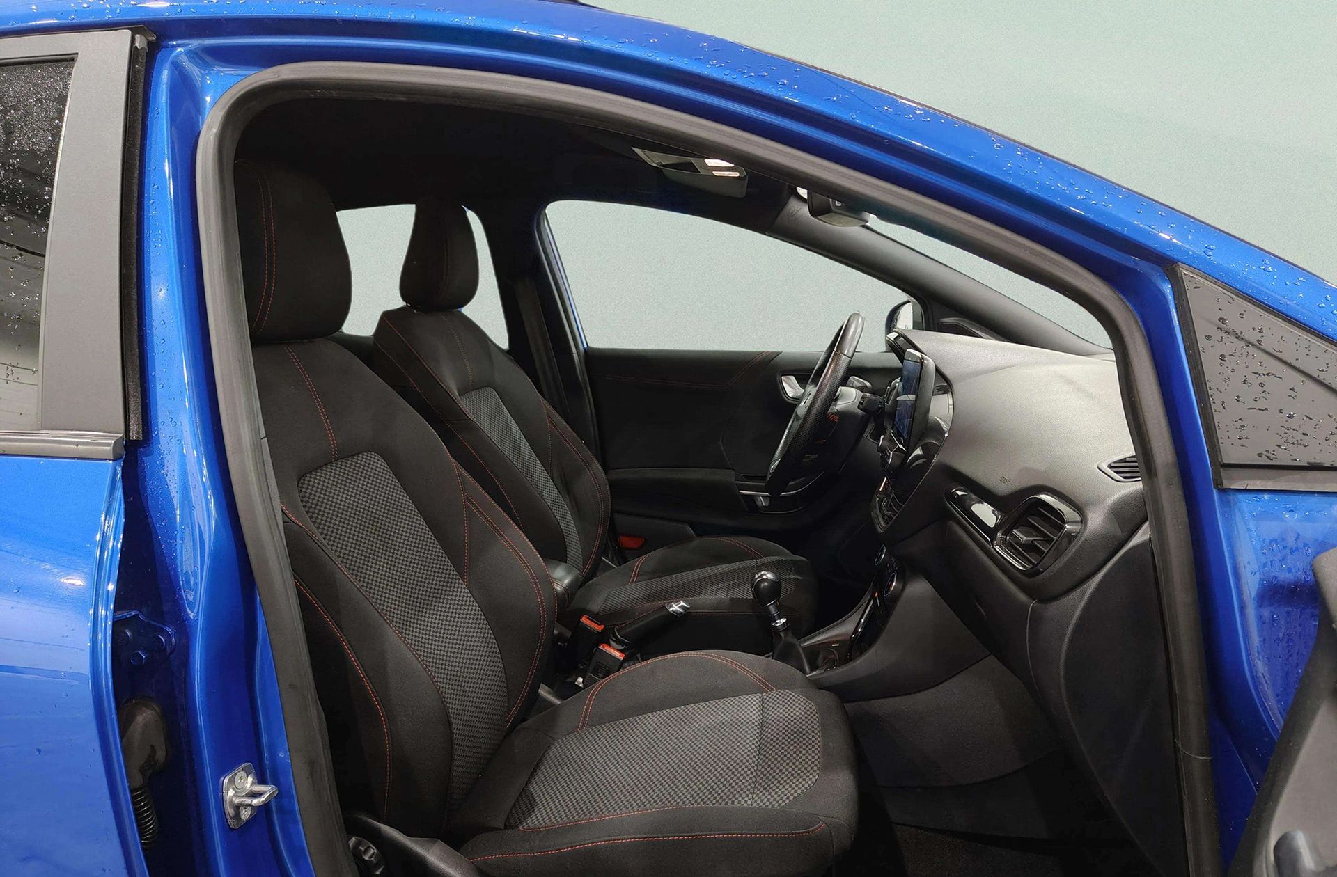 Ford Puma 1.0 EcoBoost MHEV ST-Line Design - foto 19
