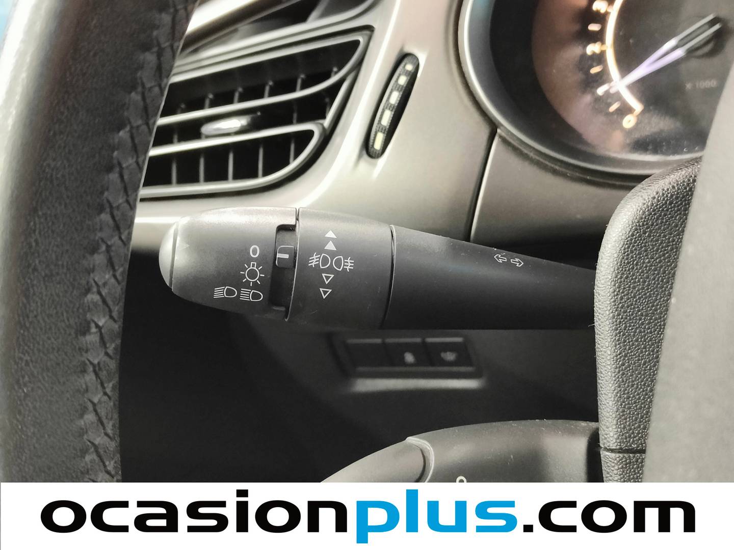 Foto Citroën C3 Citroen C3 BlueHDi 100 Live Edition (99 CV)