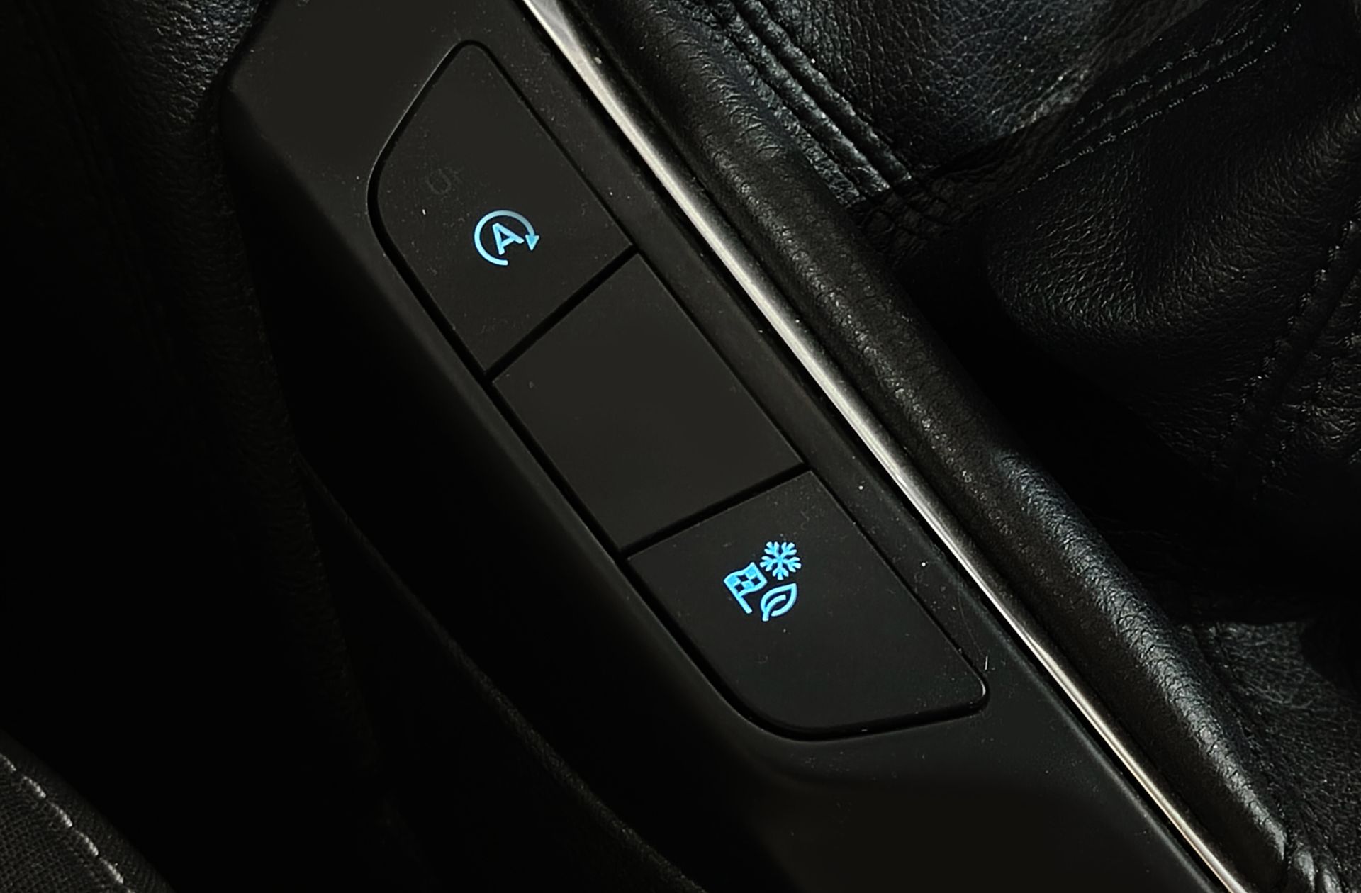 Ford Kuga 1.5 EcoBlue Titanium - foto 26