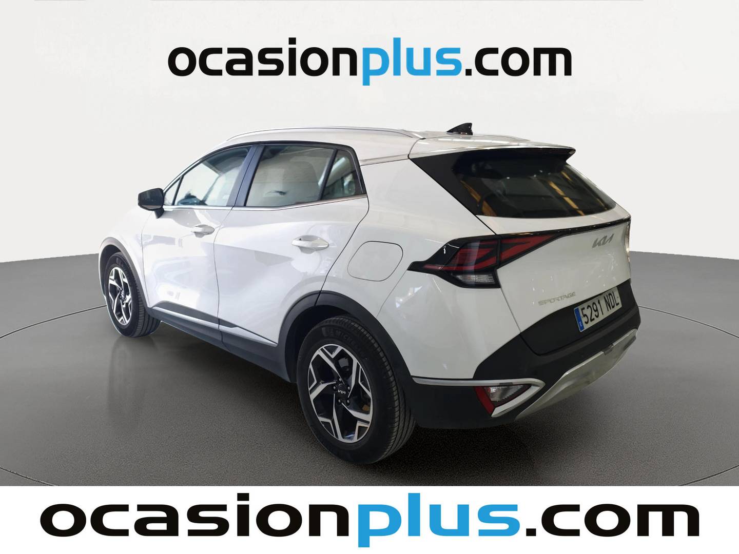 Foto trasera KIA Sportage Kia Sportage 1.6 T-GDi MHEV Business 4x2 DCT (160 CV) izquierda