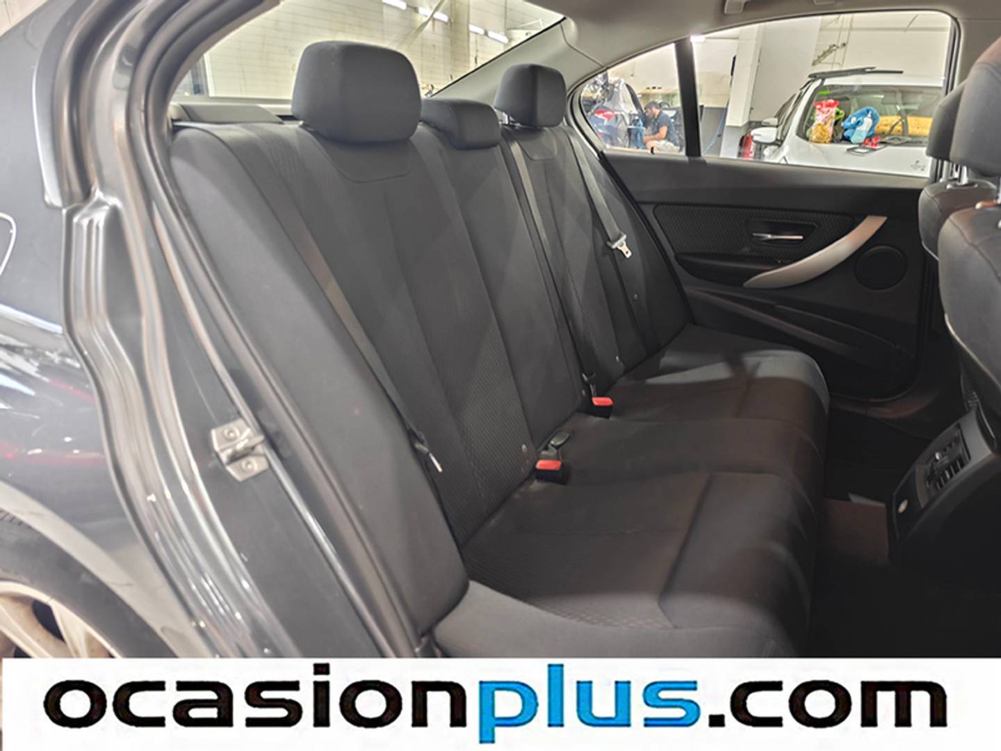 Foto BMW Serie 3 BMW Serie 3 318d (143 CV)