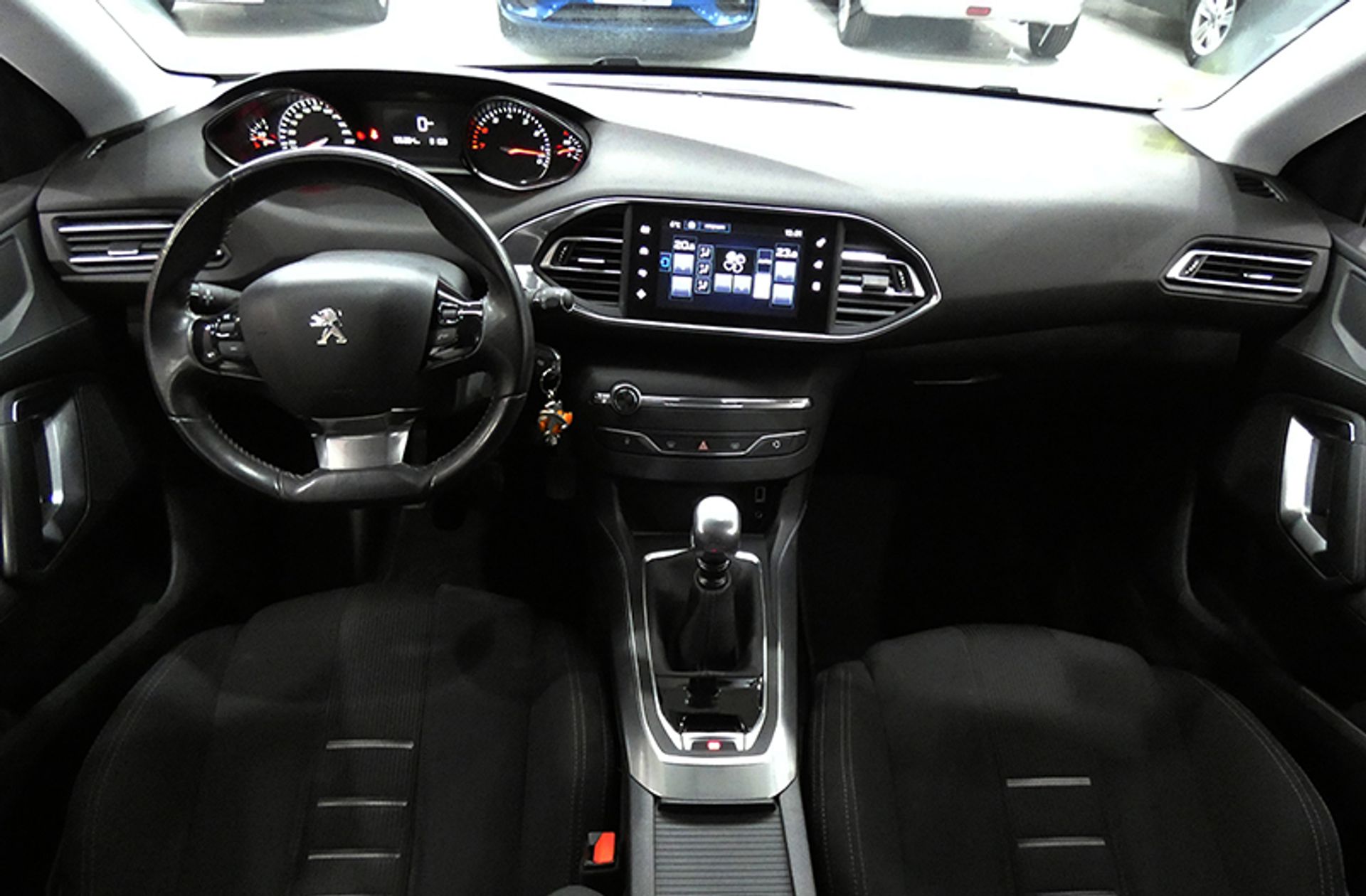 Peugeot 308 1.6 THP Allure - foto 6