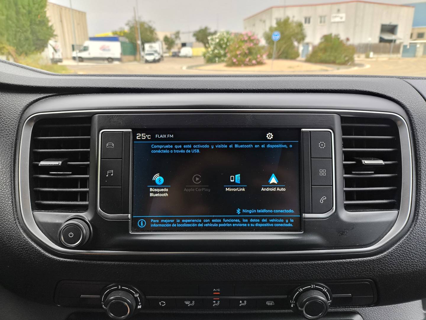 Vista trasera derecha