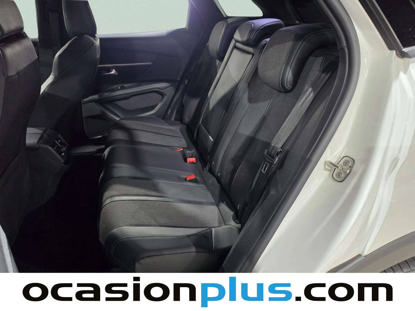 Foto asientos traseros Peugeot 3008 Peugeot 3008 PureTech 130 S&S Allure Pack (130 CV)