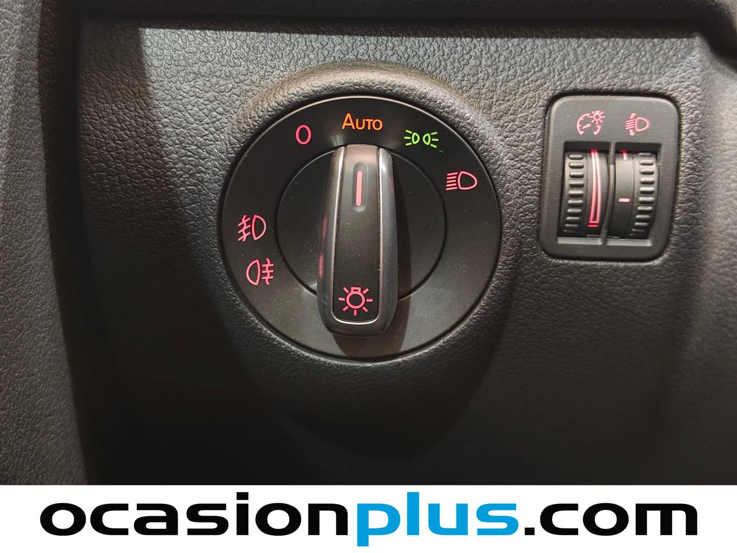 Equipamiento del Volkswagen Tiguan Volkswagen Tiguan T1 2.0 TDI BMT 4x2 (110 CV)
