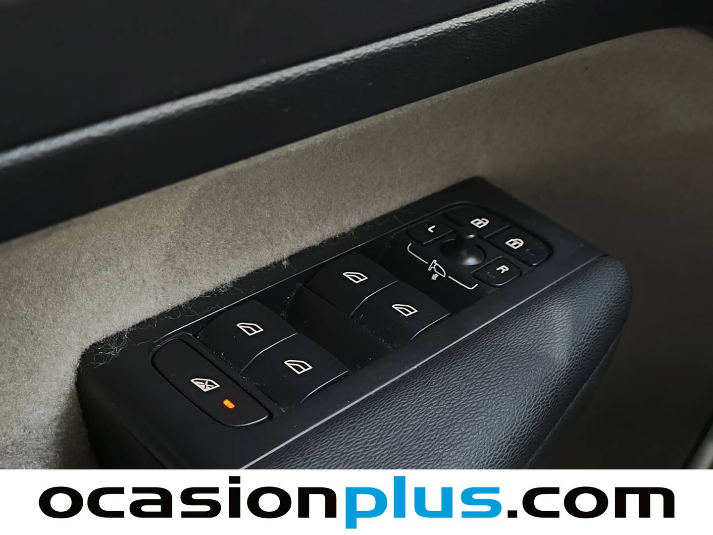 Foto Volvo XC40 Volvo XC40 D3 Momentum Auto (150 CV)