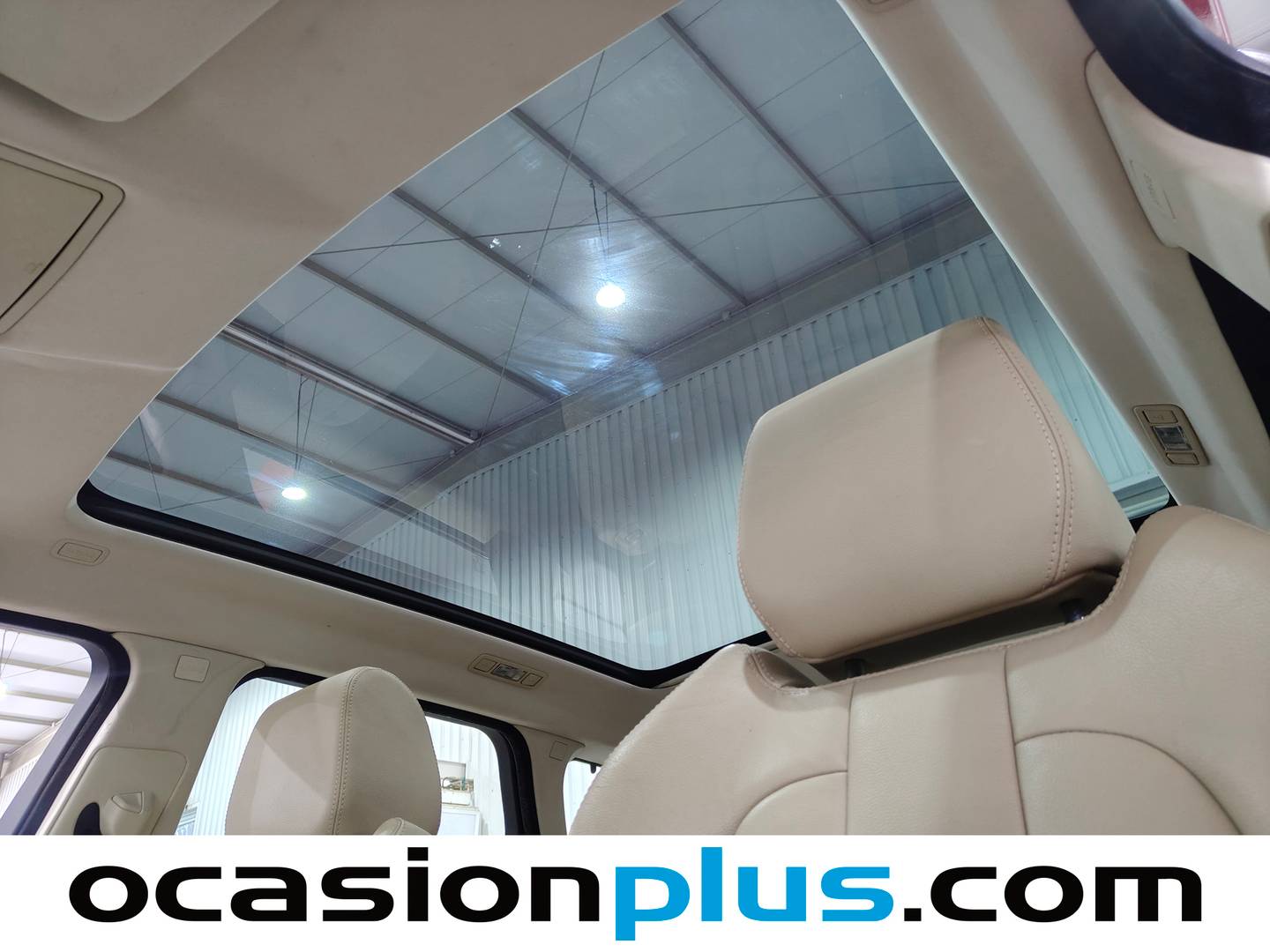 Extras y acabados del Land Rover Range Rover Evoque Land Rover Range Rover Evoque 2.2L TD4 Pure Tech 4x4 Auto (150 CV)