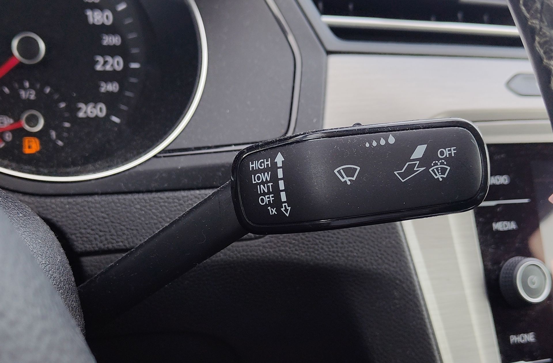 Volkswagen Passat Edition 2.0 TDI - foto 26