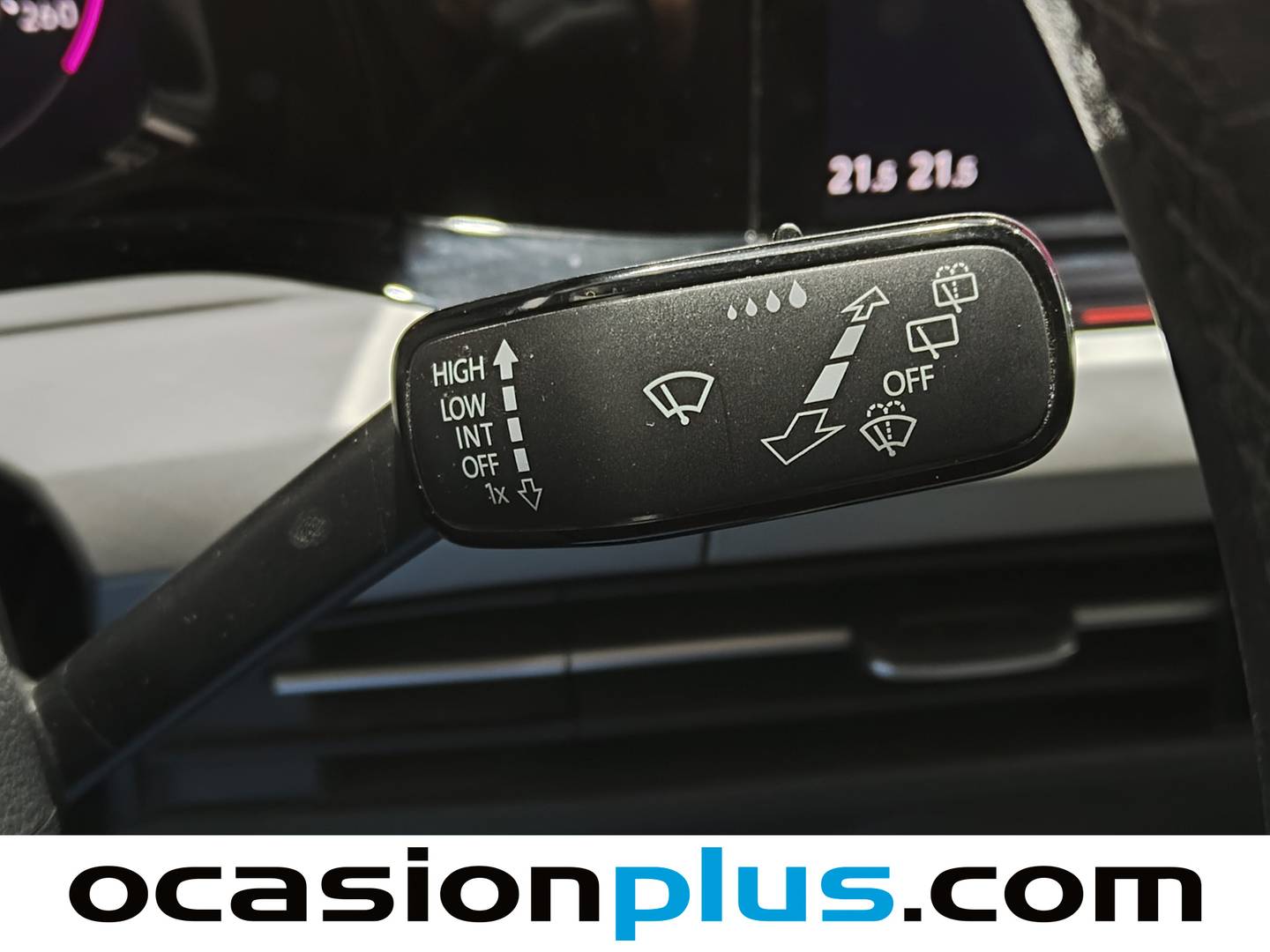 Volkswagen Golf Volkswagen Golf Life 1.0 eTSI (110 CV) DSG automático