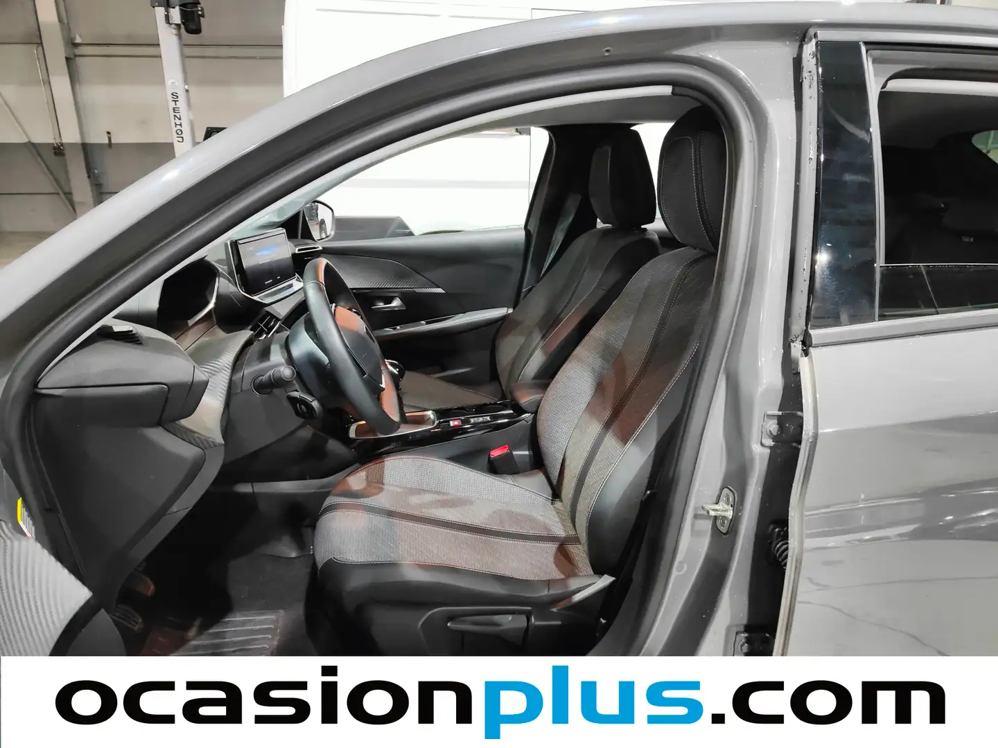 Foto Peugeot 208 Peugeot 208 PureTech 100 Allure (100 CV)