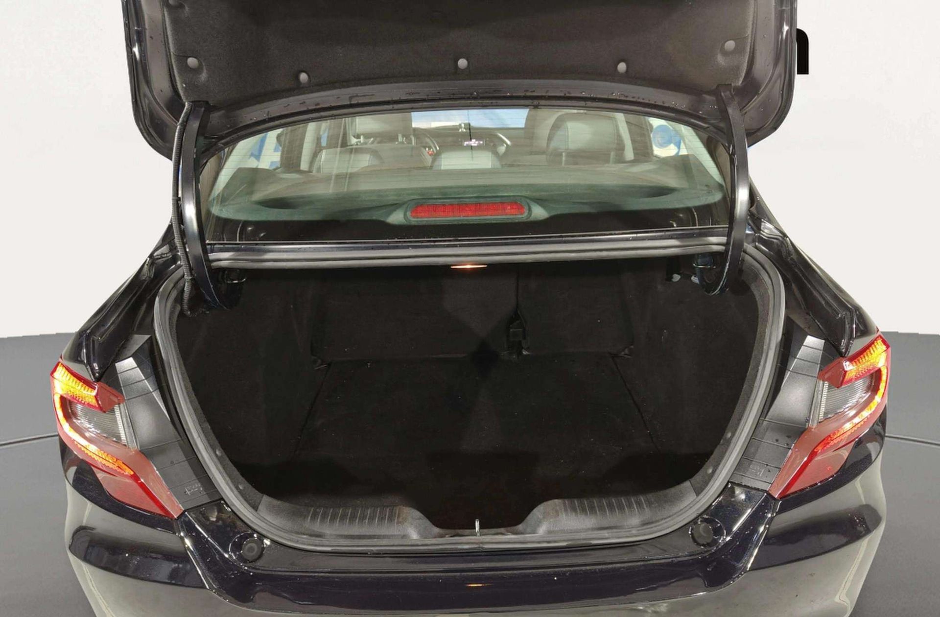 Fiat Tipo 1.3 MultiJet Lounge - foto 12