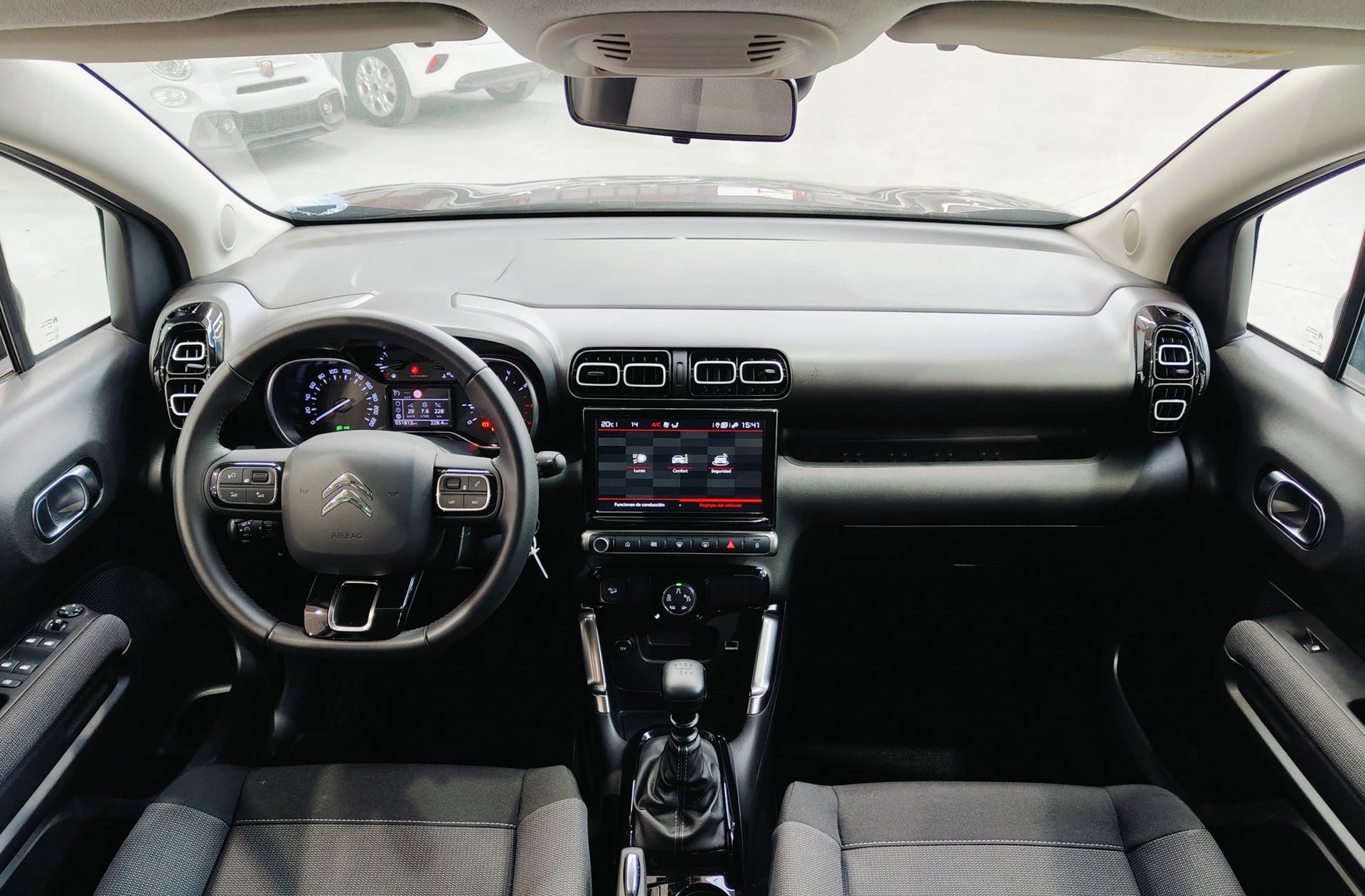 Citroën C3 Aircross BlueHDi 110 Plus - foto 6