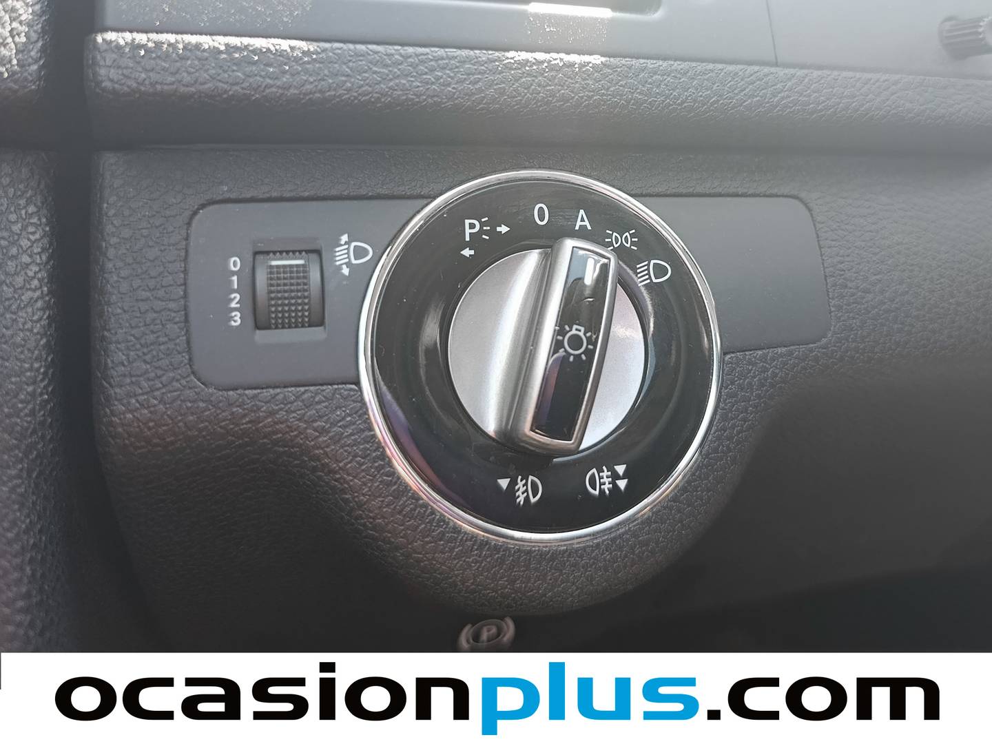 Extras y acabados del Mercedes Clase C Mercedes Clase C CDI Blue Efficiency Avantgarde (136 CV)