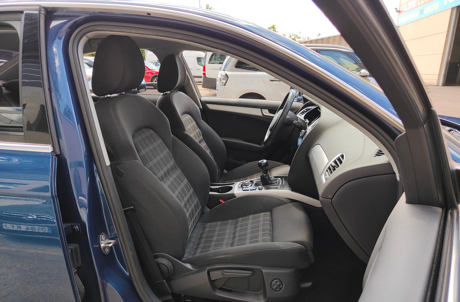 Audi A4 S line edition 2.0 TDI clean diesel - foto 18