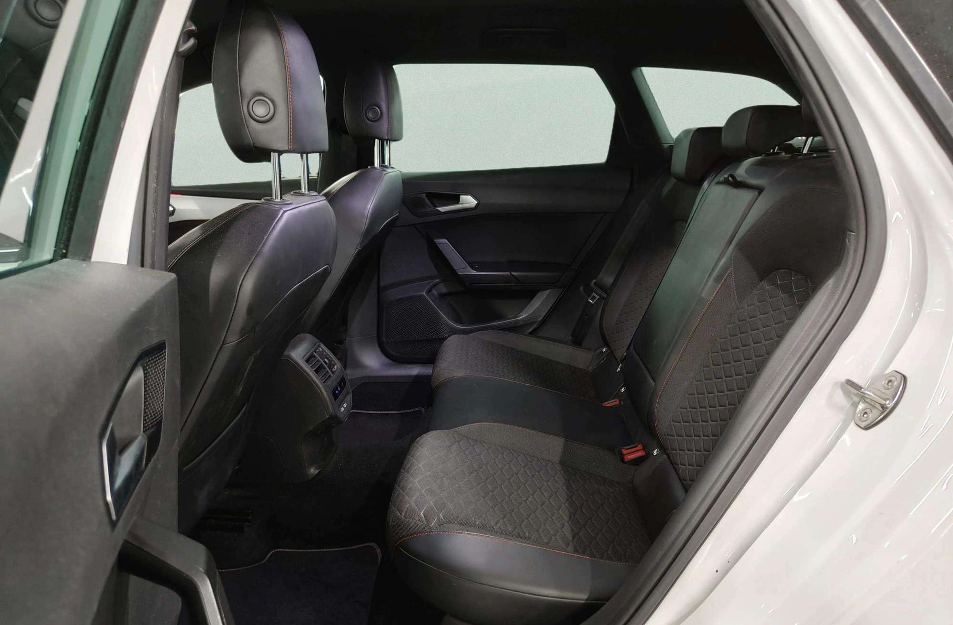 SEAT León ST 1.4 e-Hybrid FR Go XL DSG - foto 16