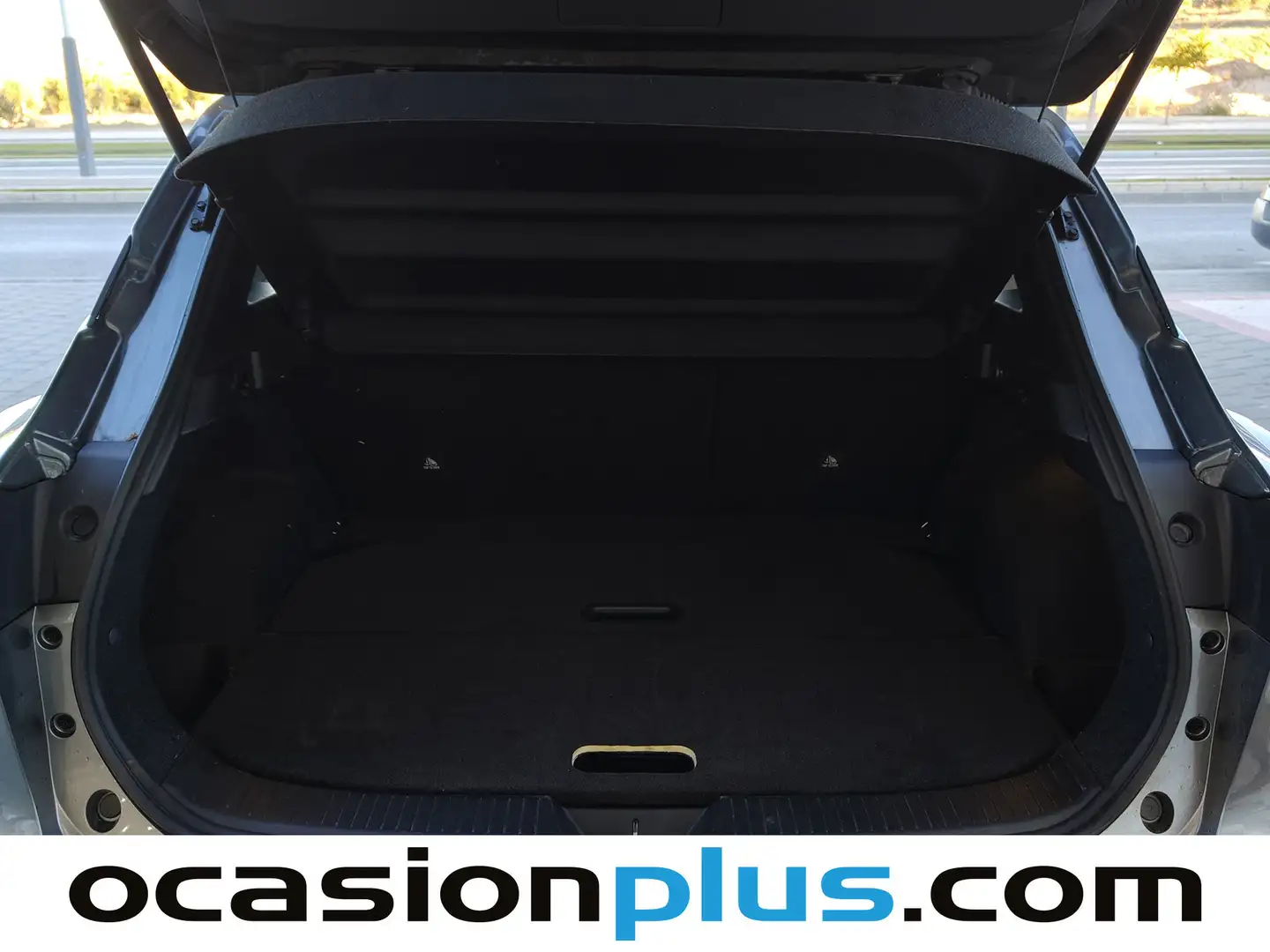 Foto Nissan QASHQAI Nissan Qashqai DIG-T 140 N-Connecta (140 CV)