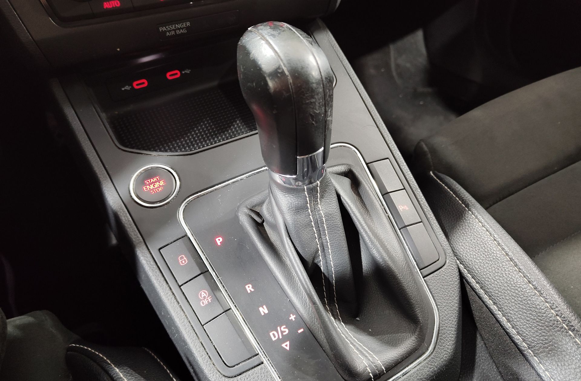 SEAT Ibiza 1.0 TSI Xcellence Go2 DSG - foto 6