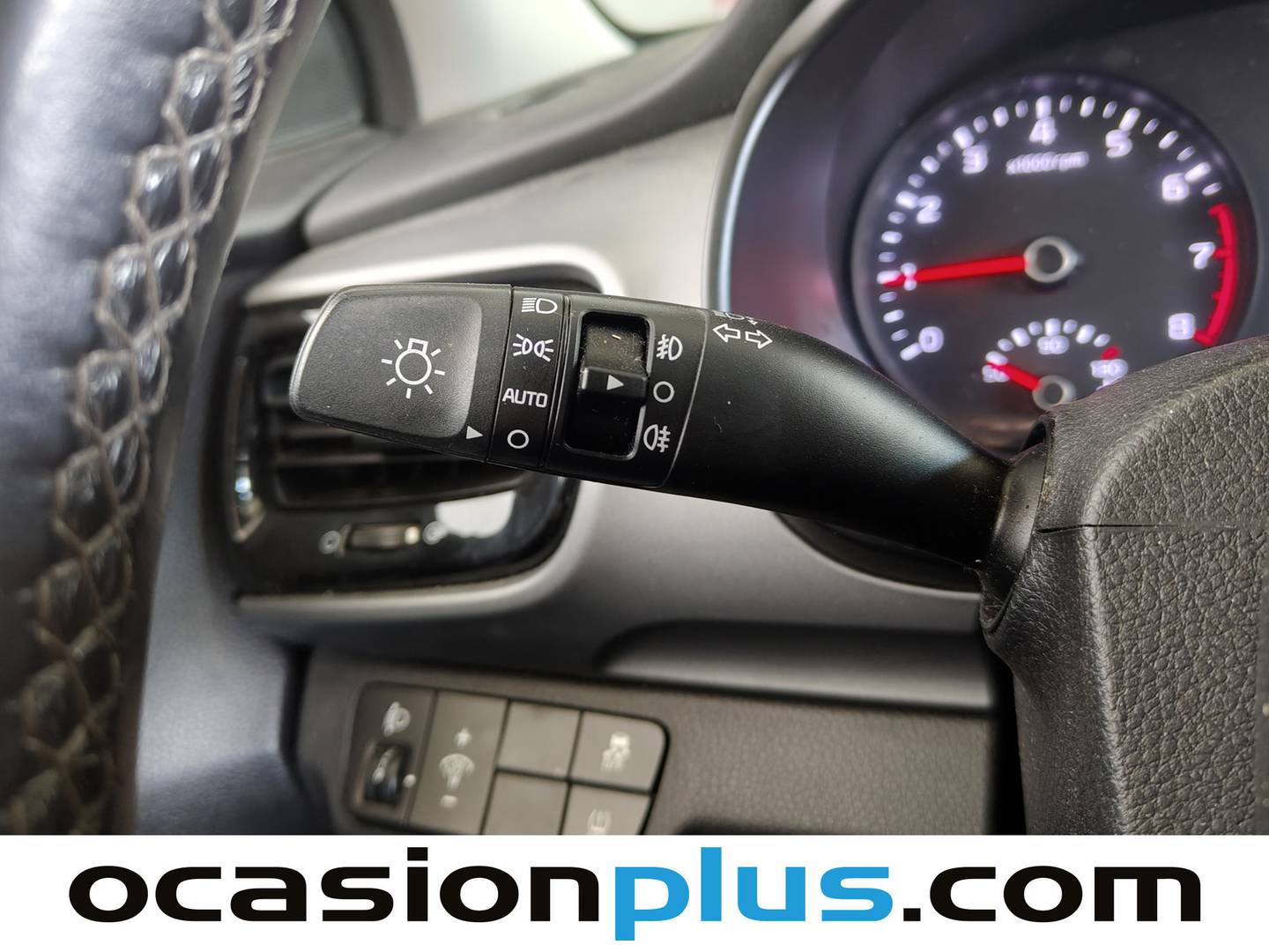 KIA Stonic KIA Stonic 1.0 T-GDi Drive (100 CV) seminuevo