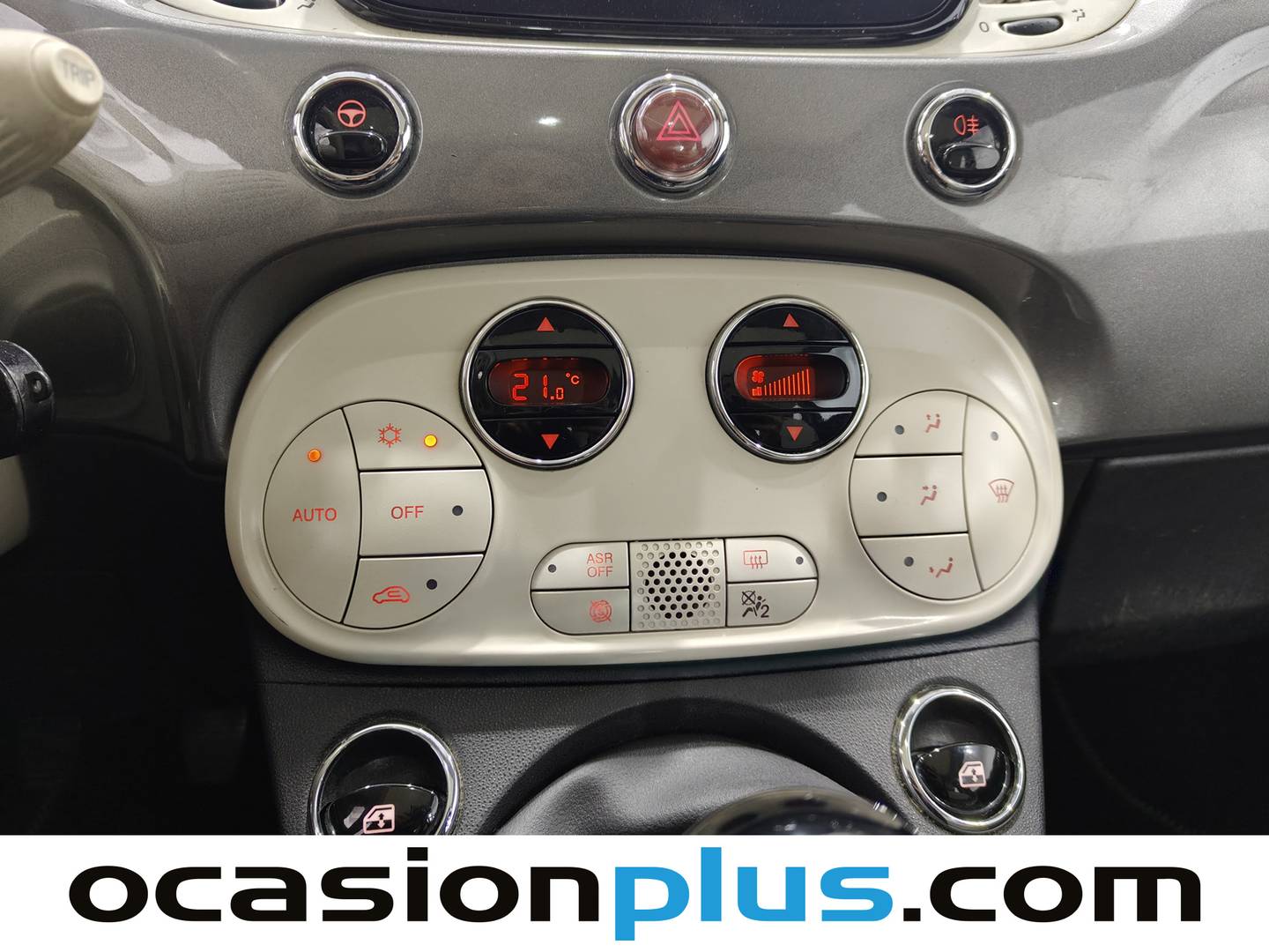 Foto Fiat 500 Fiat 500 1.2 8v Lounge (69 CV)