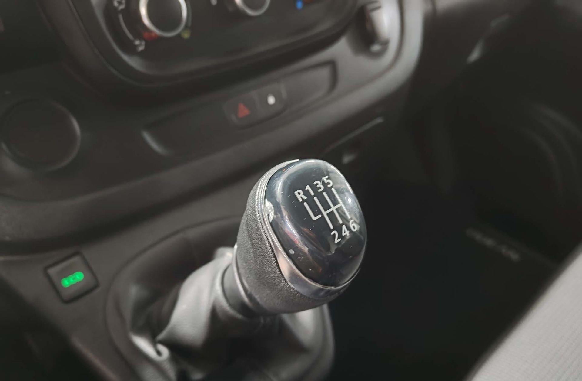 Nissan NV300 2.0 dCi L1H1 1T Optima - foto 5