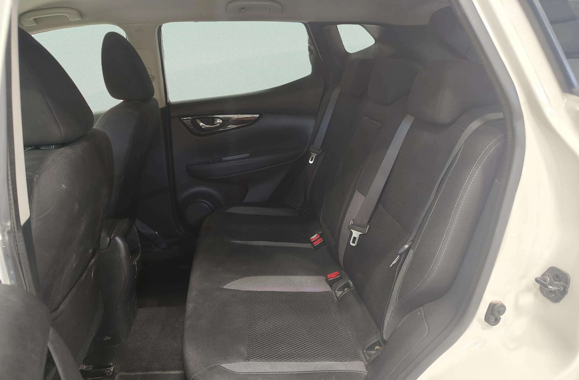 Nissan Qashqai dCi 115 Acenta - foto 10