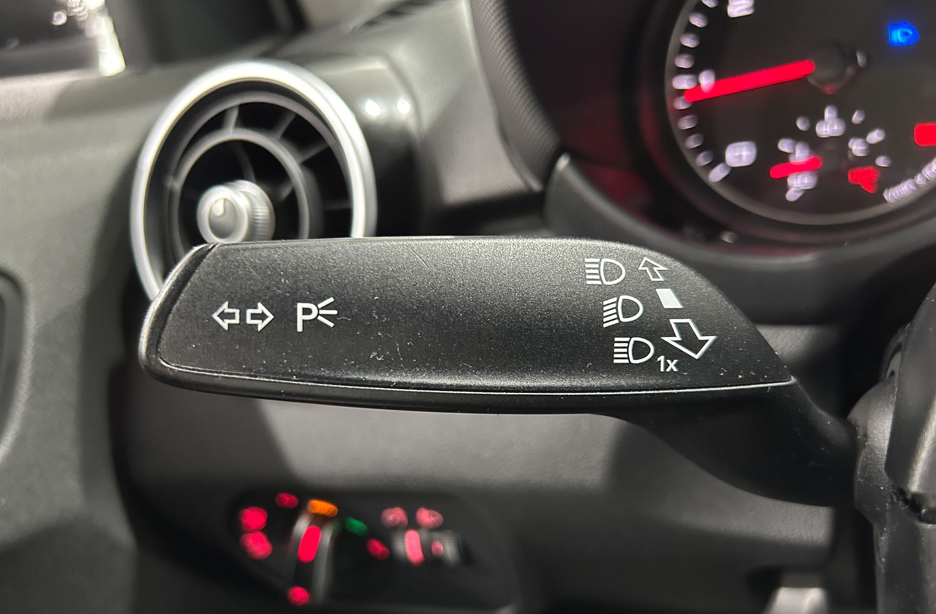 Audi A1 Sportback Adrenalin 1.6 TDI - foto 19
