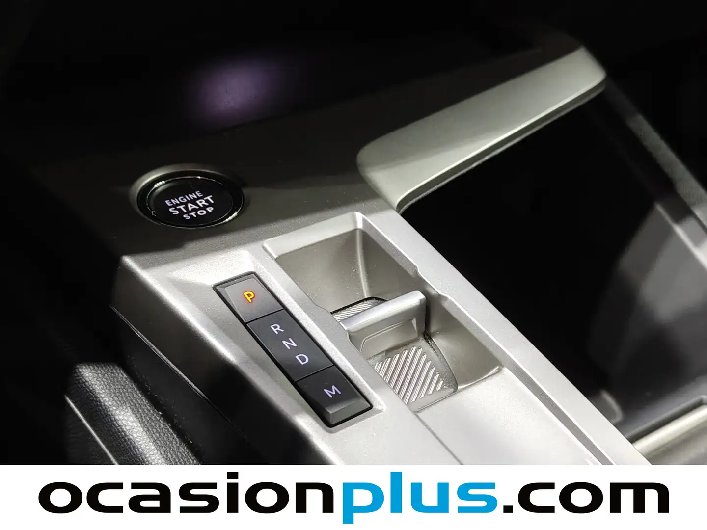 Foto Peugeot 308 Peugeot 308 Allure Hybrid eDCS6 (145 CV)