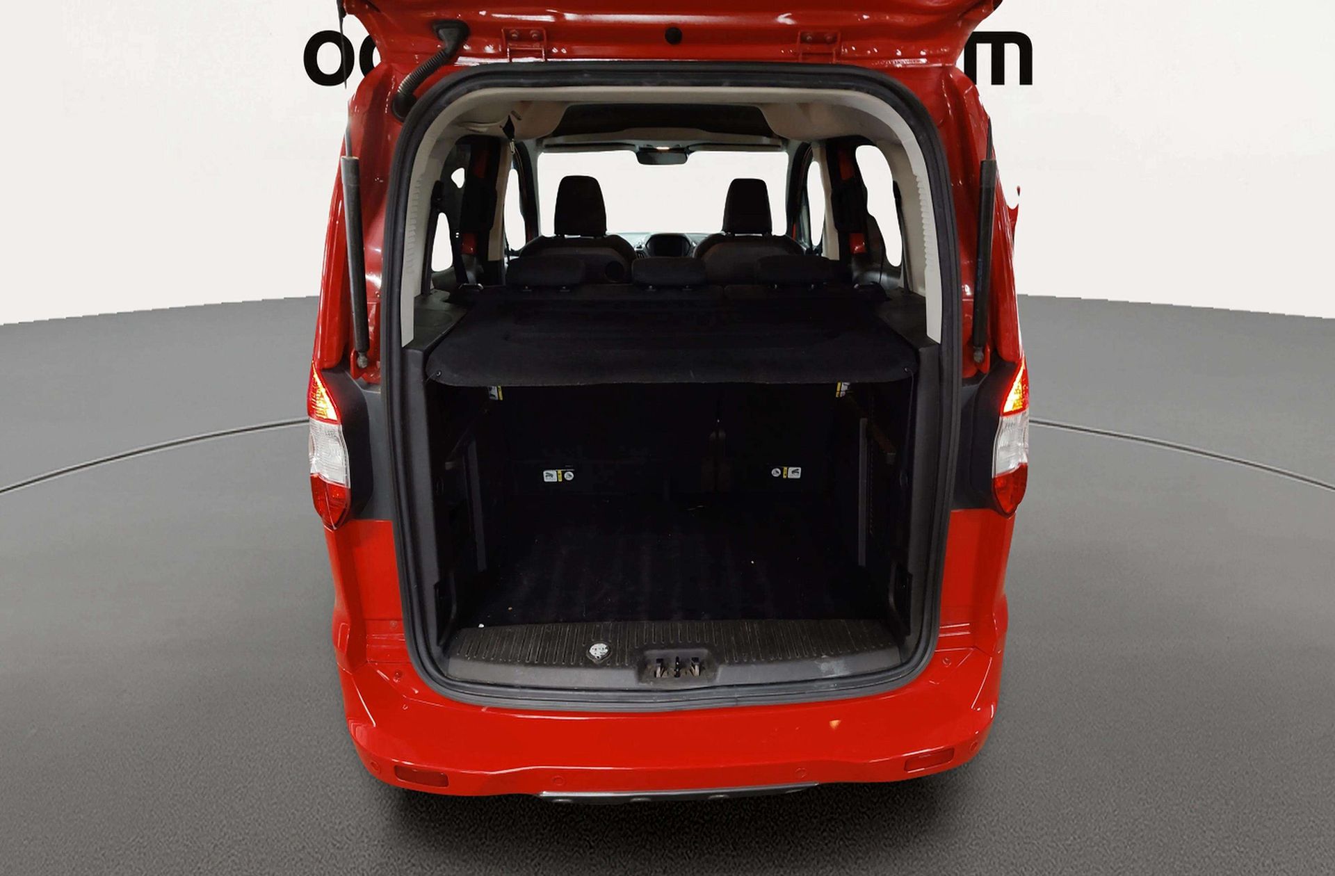 Ford Tourneo Courier 1.0 EcoBoost Sport - foto 15