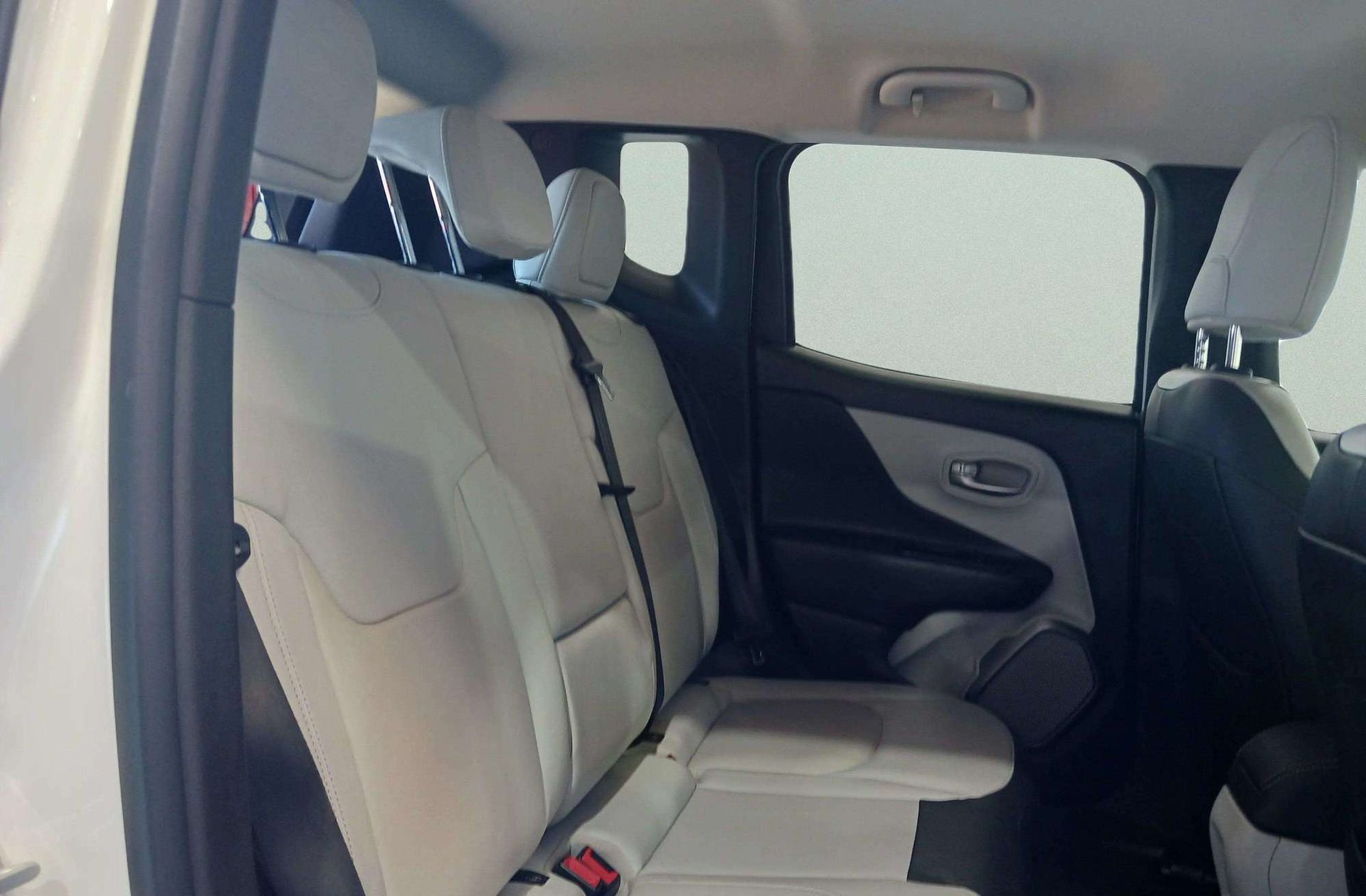 Jeep Renegade 1.6 MultiJet Limited 4x2 - foto 18