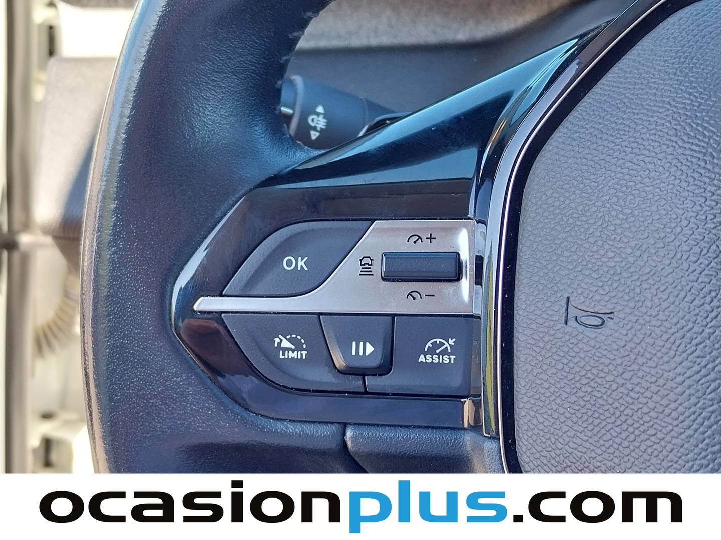 Foto Peugeot 308 Peugeot 308 PureTech 130 S&S Allure Pack EAT8 (130 CV)