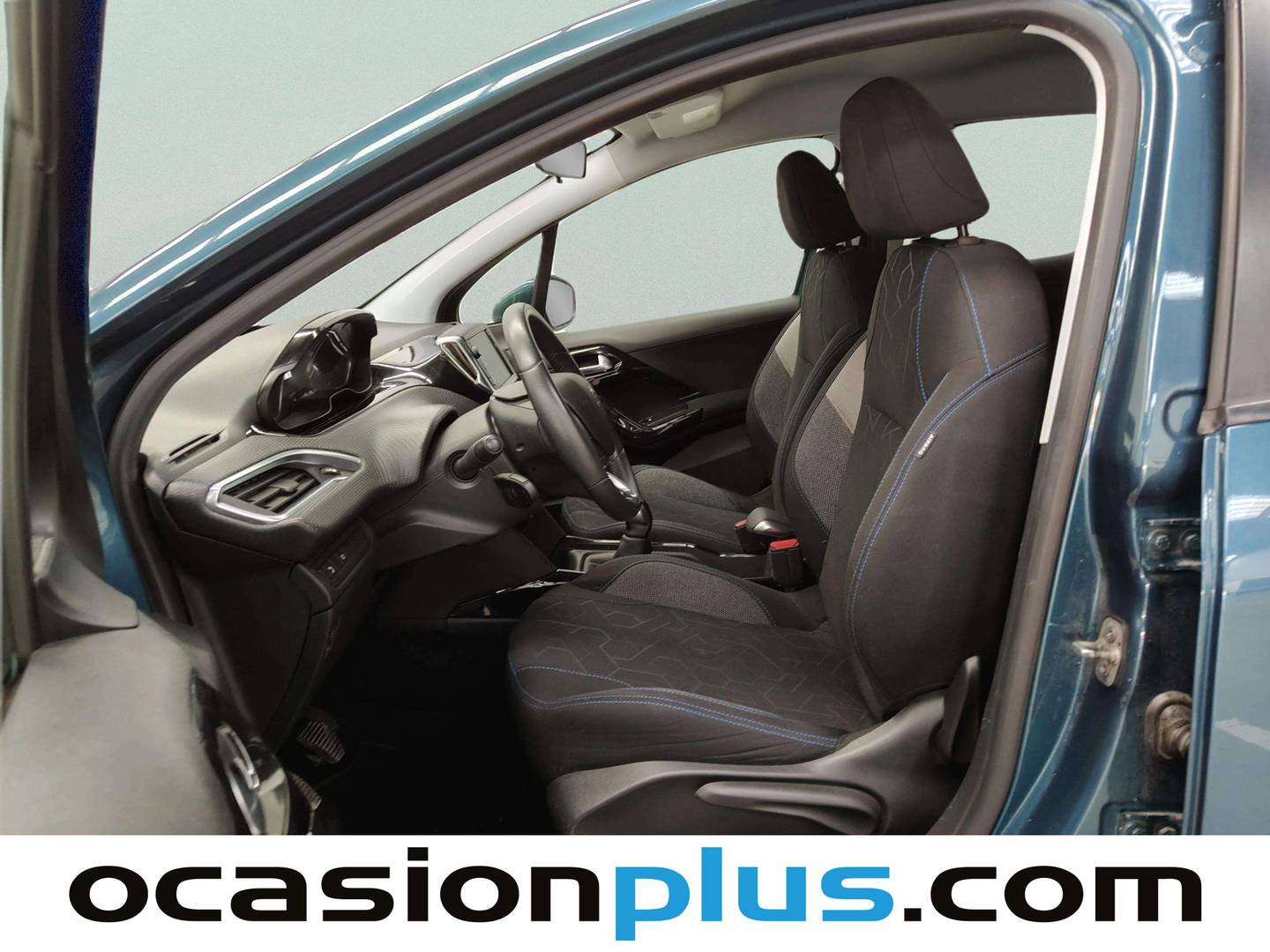 Foto asientos delanteros Peugeot 2008 Peugeot 2008 PureTech Signature (82 CV)