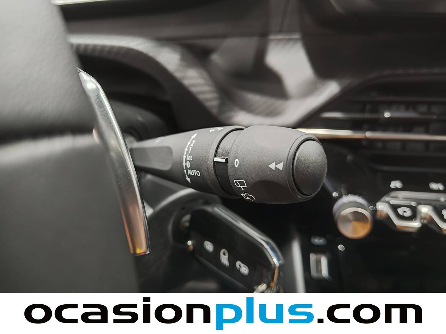 Foto Peugeot 2008 Peugeot 2008 PureTech 130 S&S Allure Pack EAT8 (130 CV)