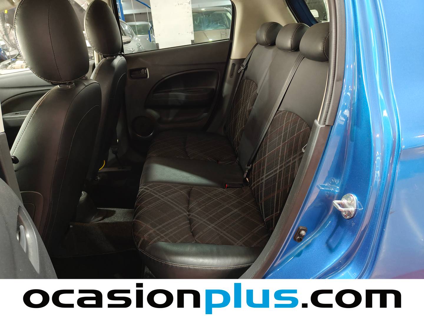 Foto asientos traseros Mitsubishi Space Star Mitsubishi Space Star 120 MPI Kaiteki (71 CV)