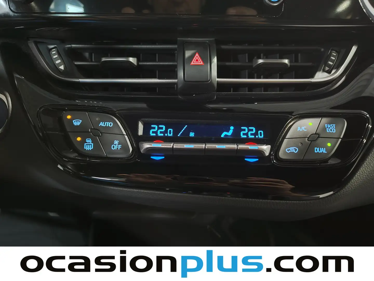 Foto Toyota C-HR Toyota C-HR 1.8 125H Advance (122 CV)