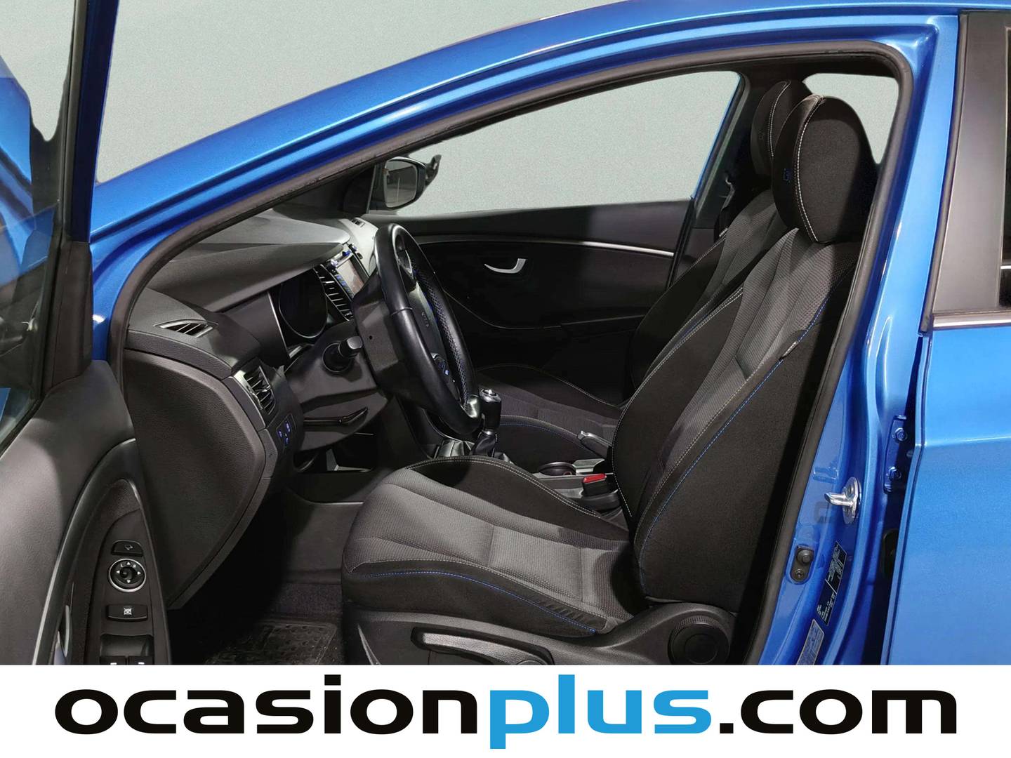 Foto asientos delanteros Hyundai i30 Hyundai i30 1.6 CRDI BlueDrive Go! Plus (110 CV)