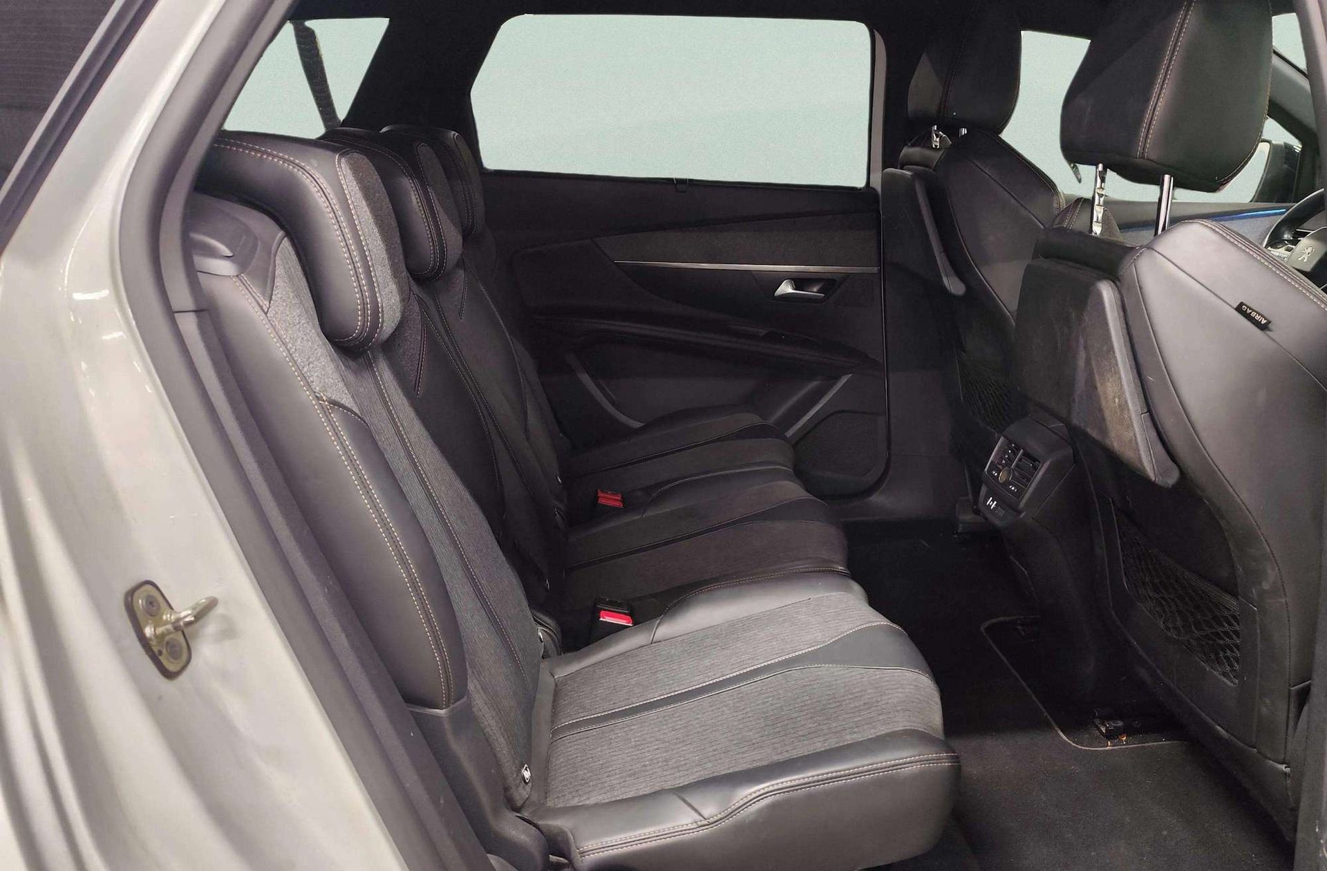 Peugeot 5008 BlueHDi 180 GT-Line EAT8 7 plazas - foto 21