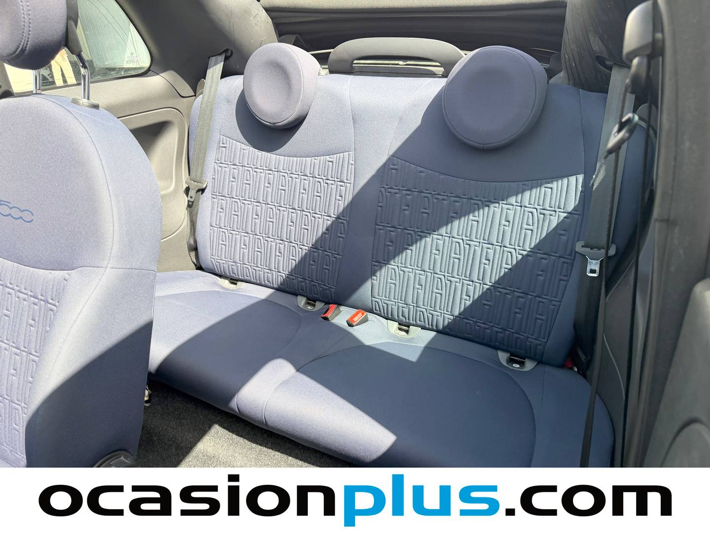 Foto asientos traseros Fiat 500C Fiat 500C 1.0 Hybrid Club (70 CV)