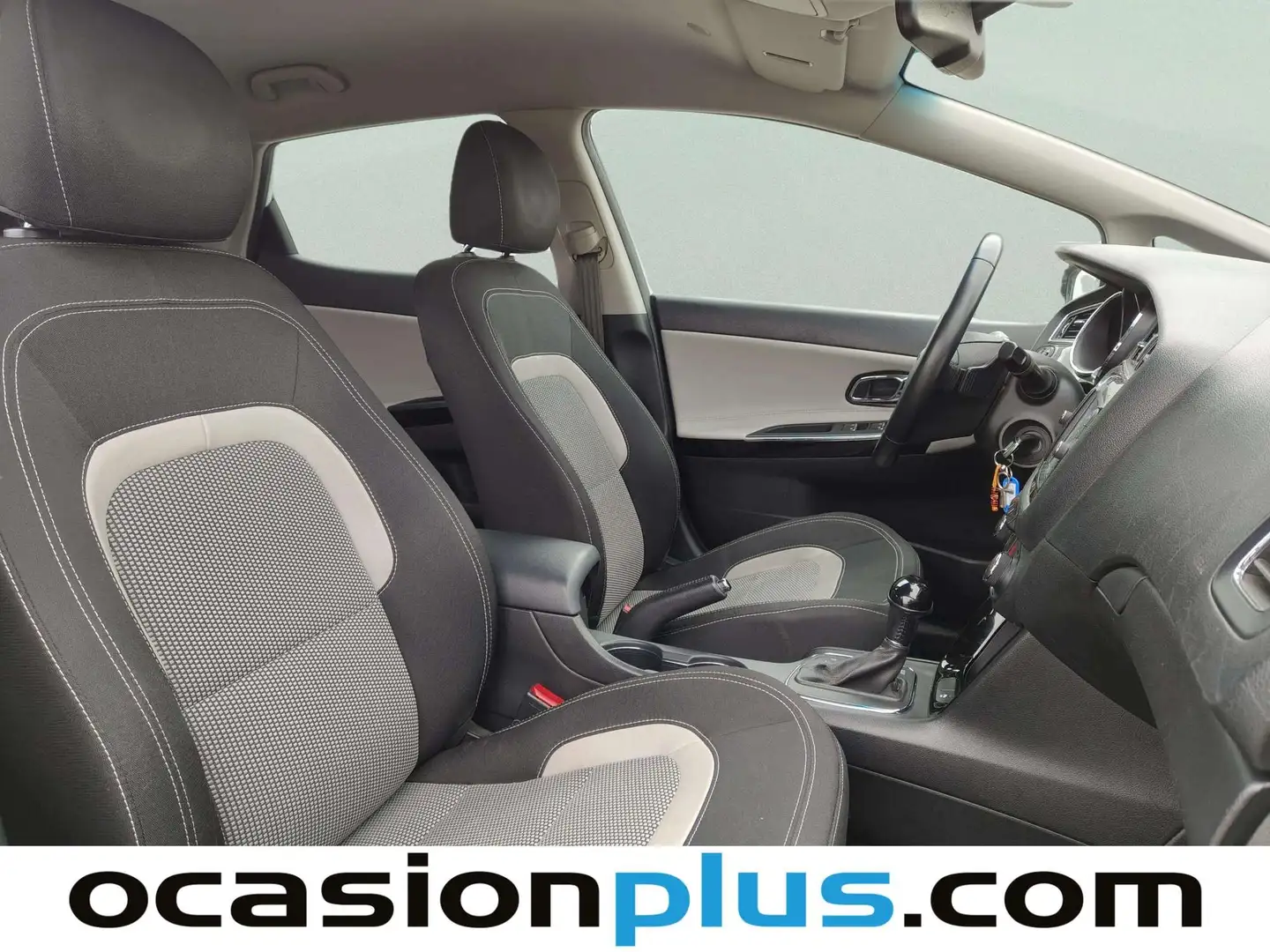 Foto KIA Ceed Kia Ceed 1.6 CRDi VGT Tech DCT (136 CV)