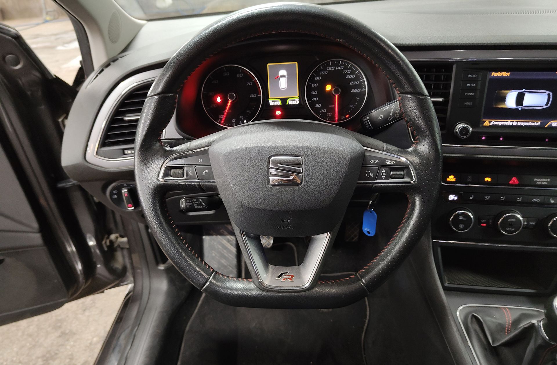SEAT León ST 1.8 TSI FR - foto 35
