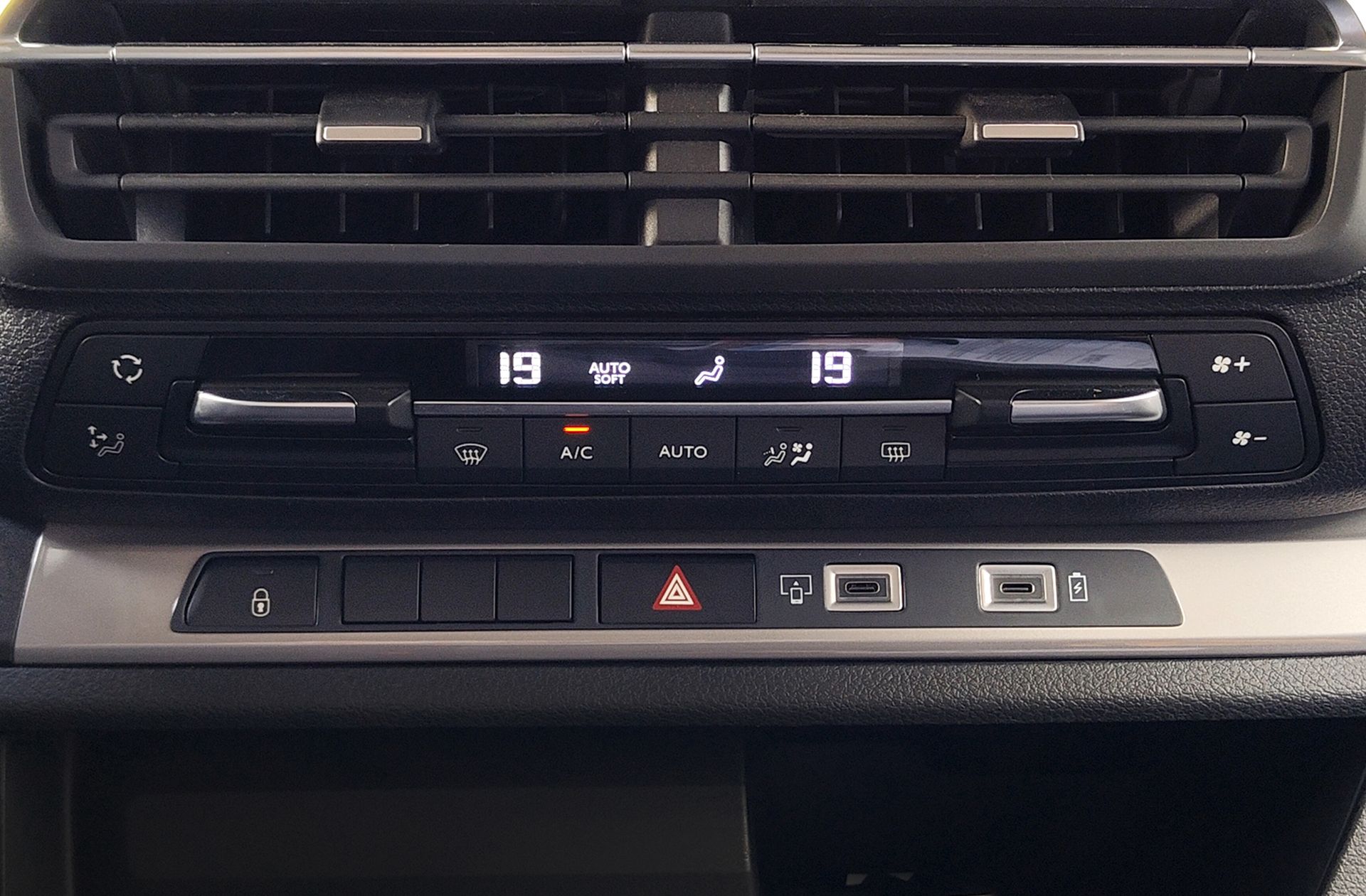 Peugeot Traveller BlueHDi Business Long EAT8 9 plazas - foto 28