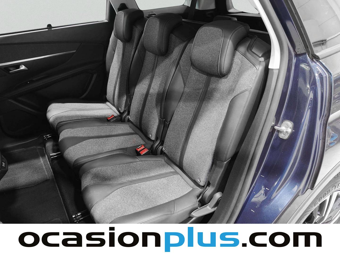 Foto asientos traseros Peugeot 5008 Peugeot 5008 BlueHDi 130 S&S Allure EAT8 (130 CV)