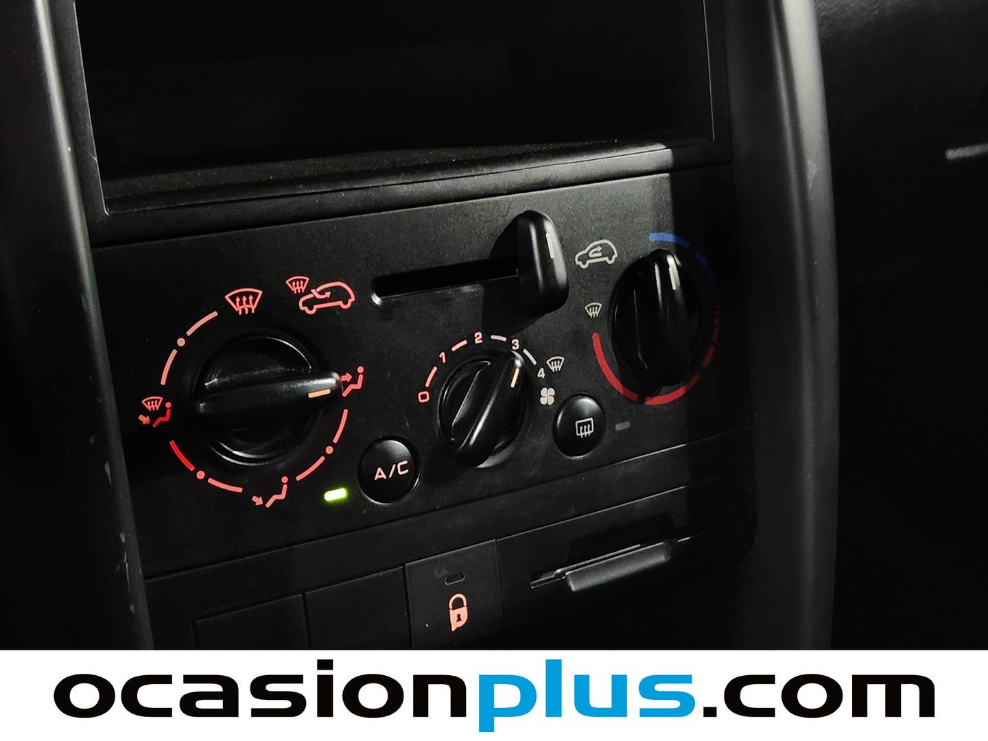 Extras y acabados del Peugeot 207 Peugeot 207 1.4 16v X-Line (90 CV)