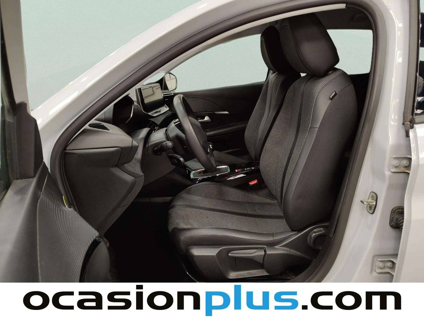 Foto asientos delanteros Peugeot 208 Peugeot 208 PureTech 100 Allure (100 CV)